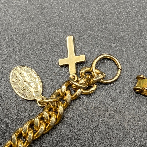 Vintage Gold Tone Bracelet Wire Wrapped Faux Pearls Christian Religious 7" - Picture 5 of 6